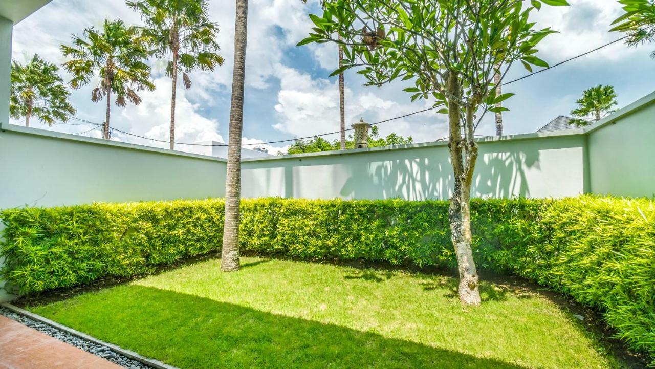 Sotis Villas Canggu Buitenkant foto